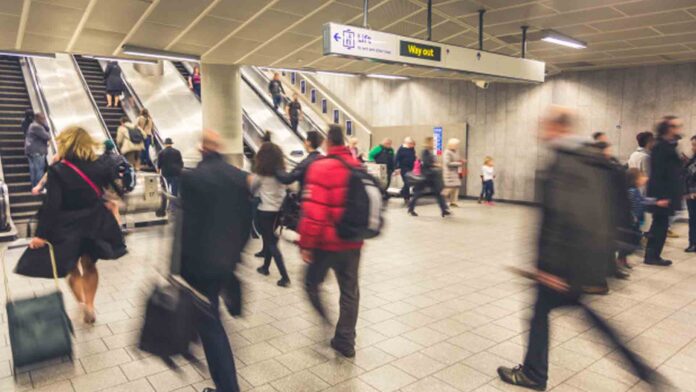 20209920-PAGEONE-Covid-busy-subway.jpg