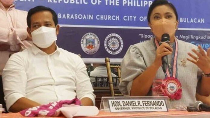 20220314-PAGEONE-Bulacan-Gov-Endorses-VP-Leni.jpg