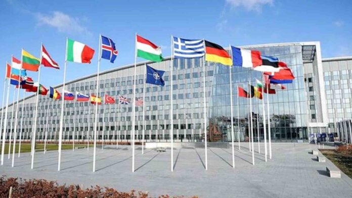 20220323-PAGEONE-NATO.jpg