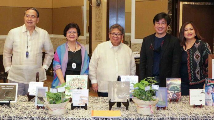 20220328-PAGEONE-L-R-Atty-Edgar-Tarriela-Flor-Gozon-Tarriela-Judge-Benjamin-Turgano-Butch-Jimenez-and-Tricia-Amper-Jimenez.jpg