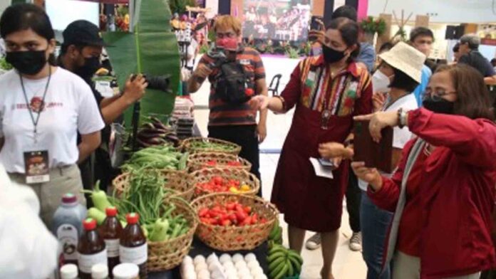 20220427-PAGEONE-Davao-Produce.jpg