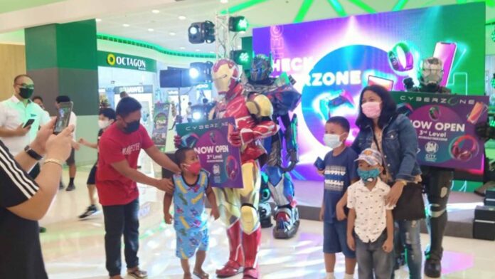 20220515-PAGEONE-jobs-from-mall.jpg