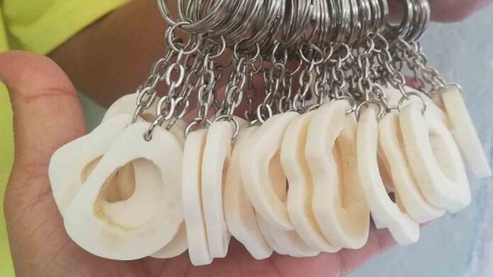 20221003-PAGEONE-Bulalo-Keychains.jpg